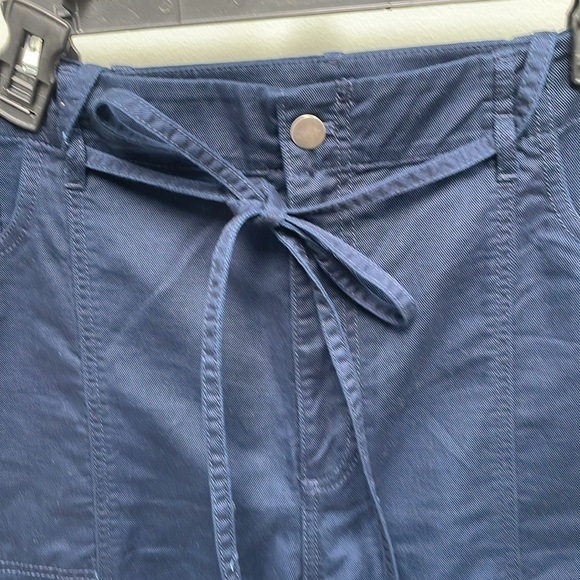 Size 14 wide leg Loft pants - Picture 2 of 4